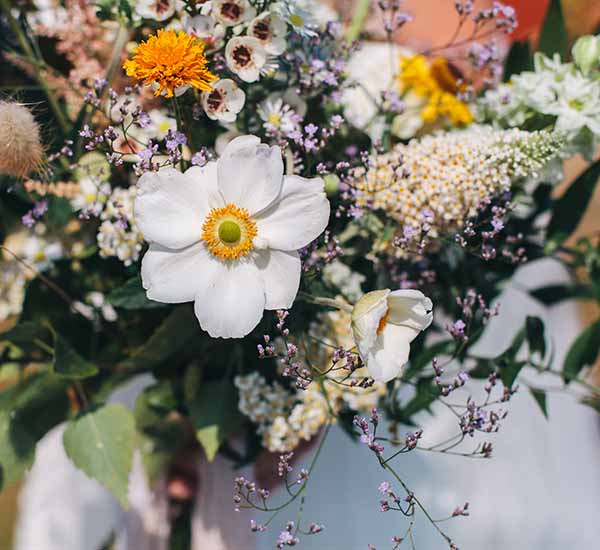 wild flower wedding style