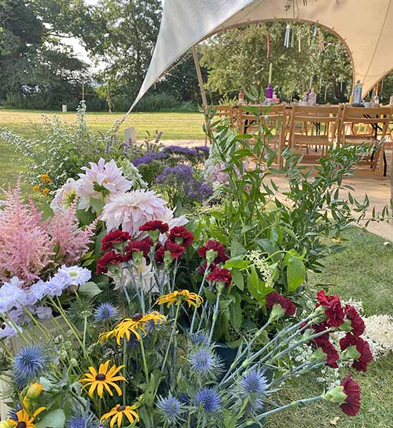 summer wedding norfolk florist